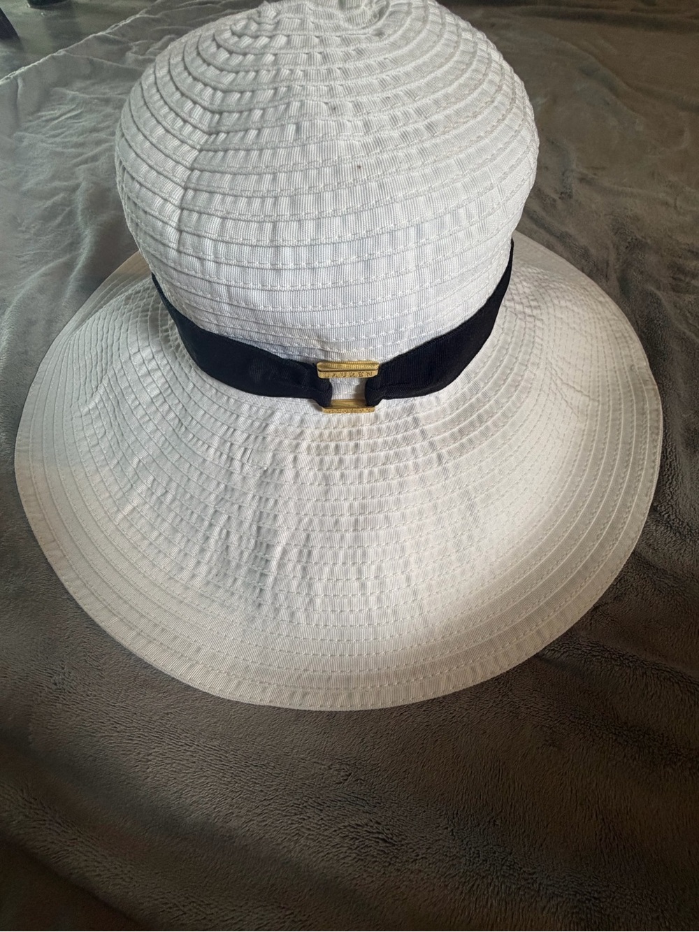 Lauren Ralph Lauren White Sun Hat with Black Band and Gold Accent